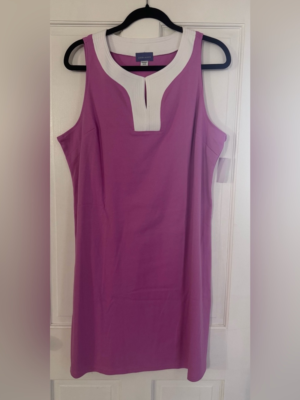 Laura Scott Sleeveless Light Purple Dress with White Neck Trim XL